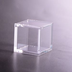 acrylic box with lid